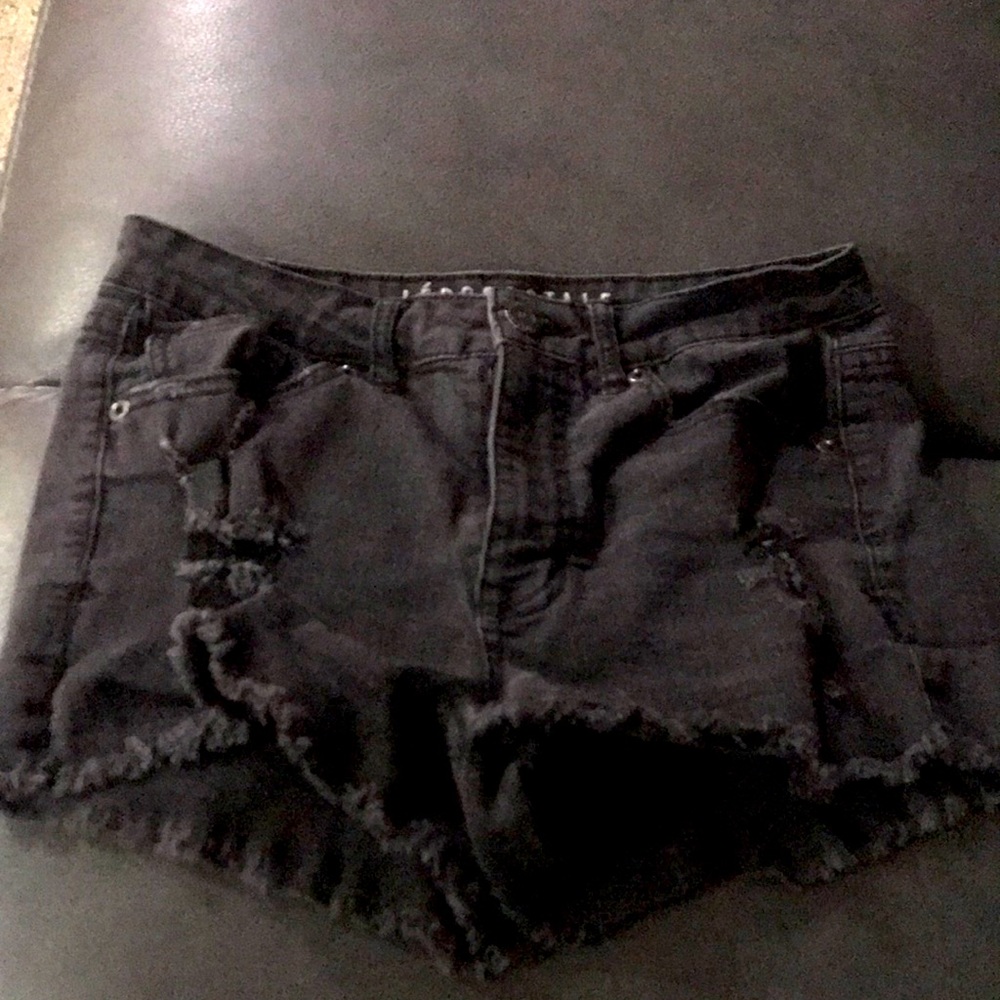Aeropostale black jean shorts